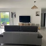 Charmante Maison Ideale Pour Escapade Paisible Proche De Grandes Plages Holiday home *