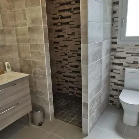 Charmante Maison Ideale Pour Escapade Paisible Proche De Grandes Plages Grézac