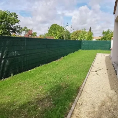 Feriehus Charmante Maison Ideale Pour Escapade Paisible Proche De Grandes Plages Grézac