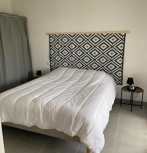 Holiday home Charmante Maison Ideale Pour Escapade Paisible Proche De Grandes Plages